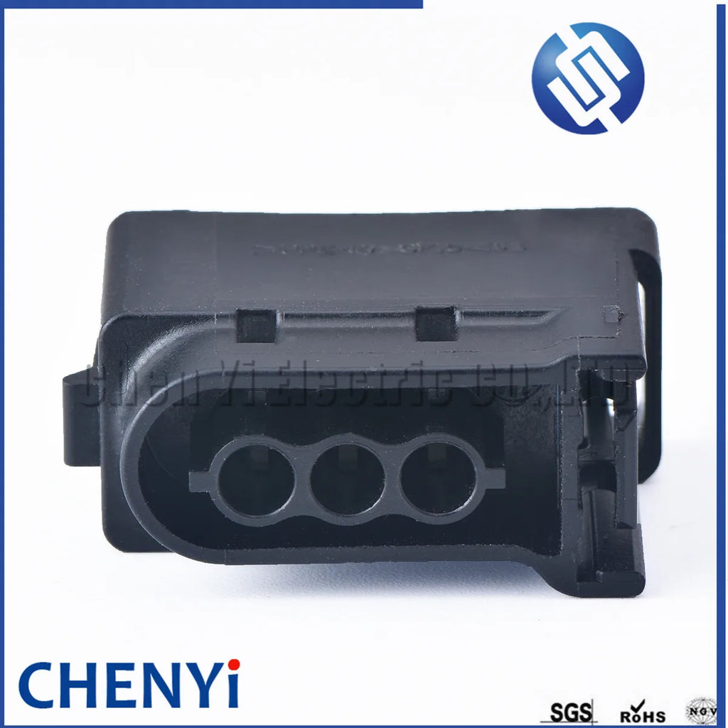 2/3 Pin Auto waterproof connector for Ford Focus Mondeo GM Buick Opel Cadillac Lincoln Jeep Headlight turn signal taillight plug