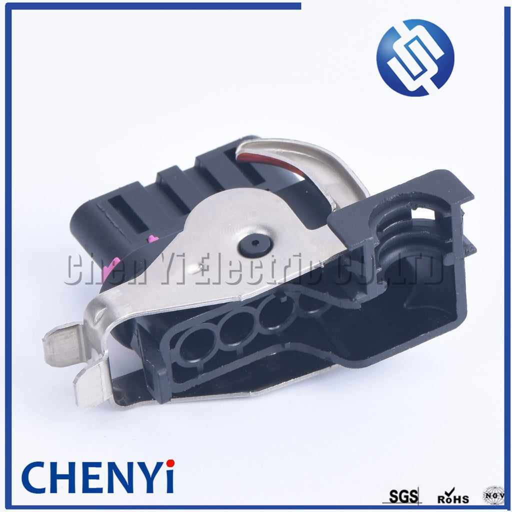 5 Pin Car Engine Harness Connector Generator Plug Auto Wiper Motor Socket For The Great Wall Geely 18242000000 F3000 Volvo truck