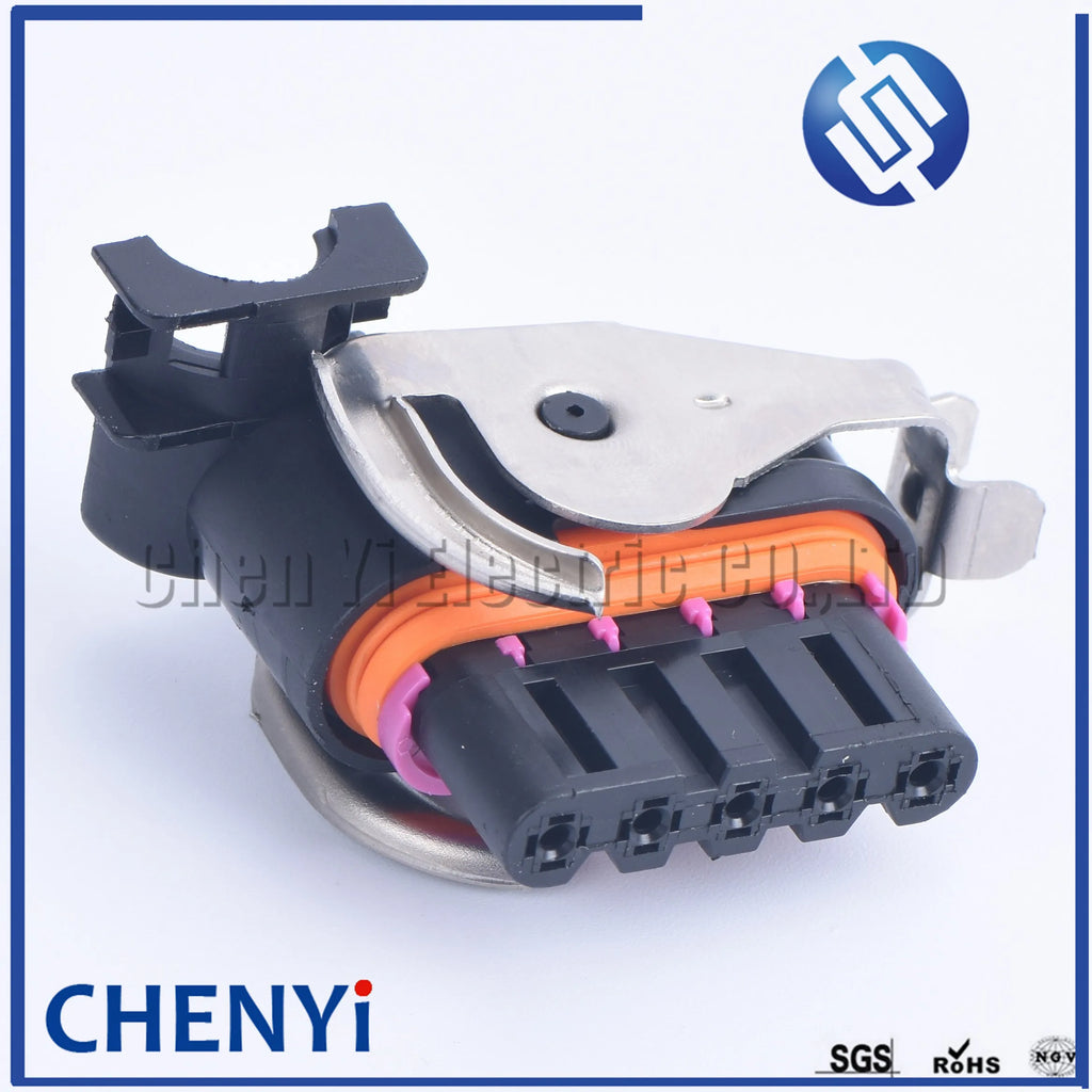 5 Pin Car Engine Harness Connector Generator Plug Auto Wiper Motor Socket For The Great Wall Geely 18242000000 F3000 Volvo truck
