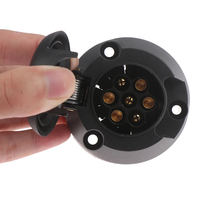 12V 7 Pin Round Standard European Car Plug Connector Plastic 7 Pin Socket Plugs For Trailers RVs Car Accessories