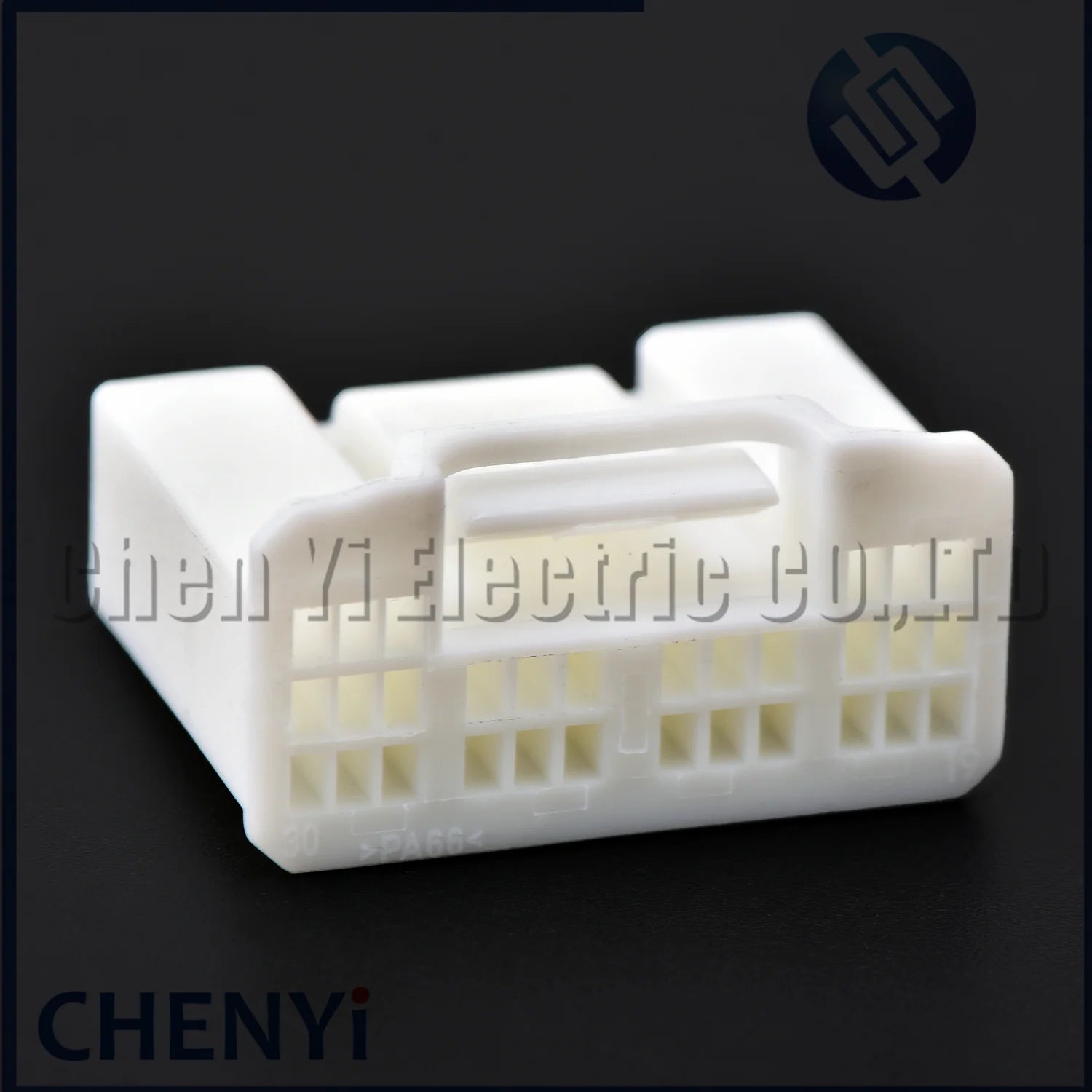 30 Pin Automobile Connector Car CD player host Camera microphone Power plug 90980-12909 with Pin For Toyota Corolla Sienna Camry