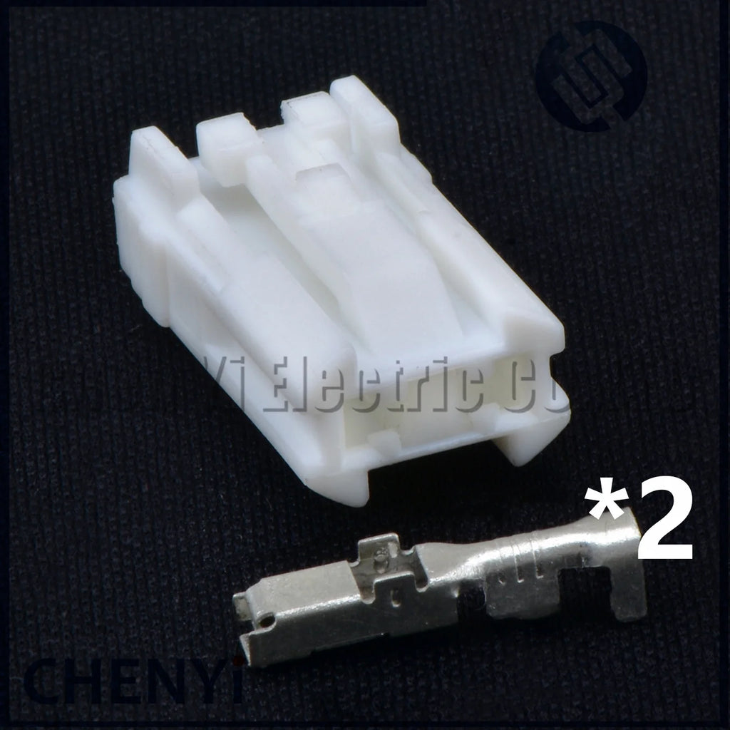 2 Pin CD Player Antenna Conversion Plug Car door lamp license plate lamp high mounted brake lamp plug 90980-11148 For Toyota