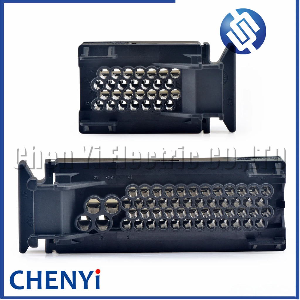 28/52 Pin Automotive ECU connector Engine computer board plug 03C906014 03C906057 0261S07377 1J0906379B 1J0906380B