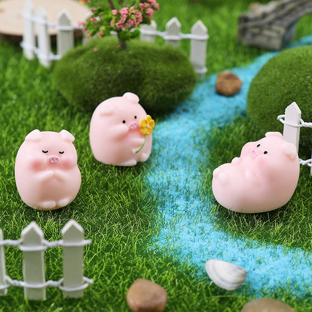 Car Mini Pig Ornaments Auto Center Console DIY Decoration Pendant Cartoon Resin Piglet Home Figurines Miniatures Desktop Decor