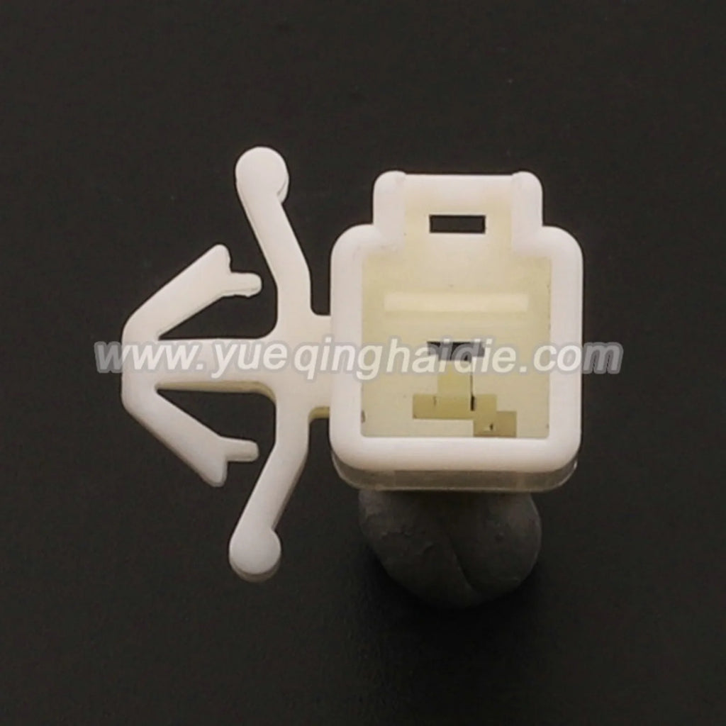 1P 7222-4210-40/MG643800-5 7123-4210-40/MG613801-5 AC Assembly Car Cable Connector Assembly Car Male Plug Female Socket