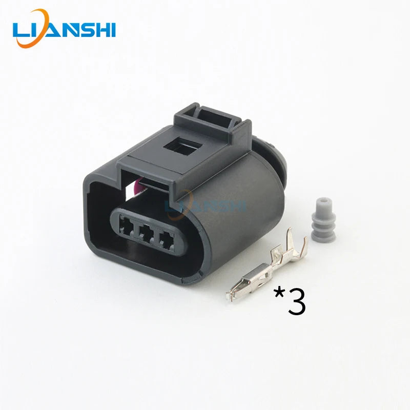 1J0973703 1J0973803 is suitable for Volkswagen temperature sensor plug DJ7032A-1.5-11/21