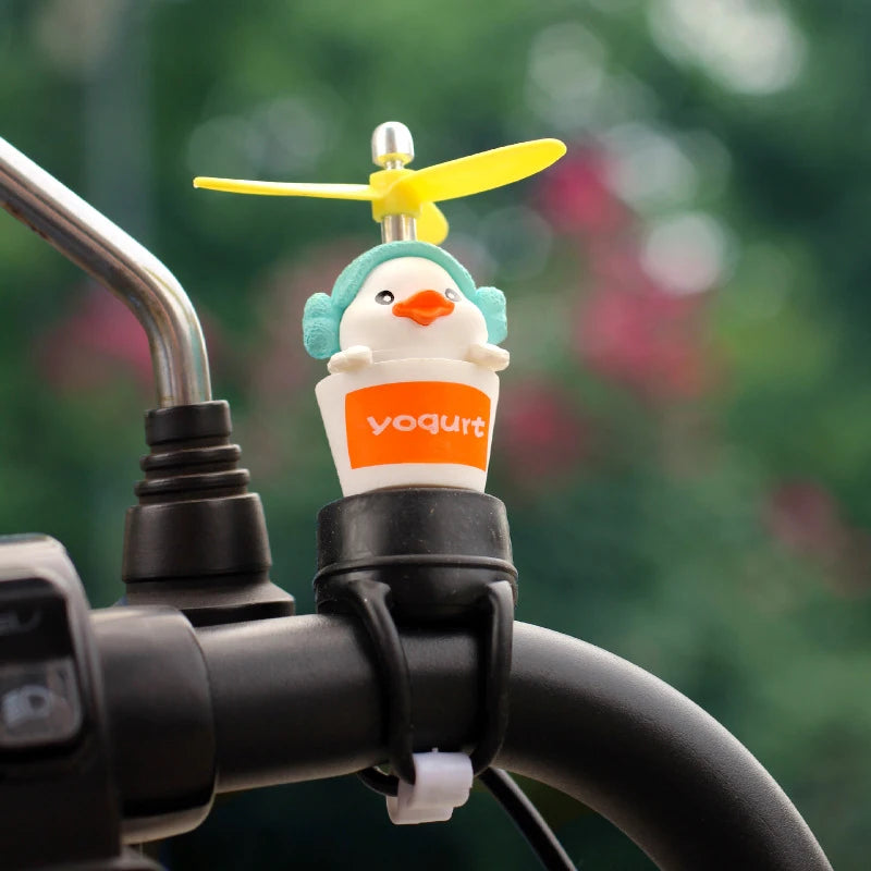 1Pcs Cute Little Yellow Duck Motorcycle Riding Handlebar Decoration Toy With Propeller Bike Moto Driving Ornaments