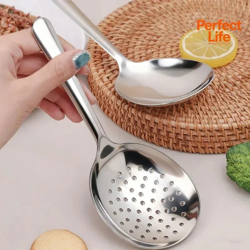 Heavy-Duty Commercial/Home Kitchen Spoons/Large Serving Spoon with Heat-Resistant Short Handle Drain Holes for Easy Cleaning