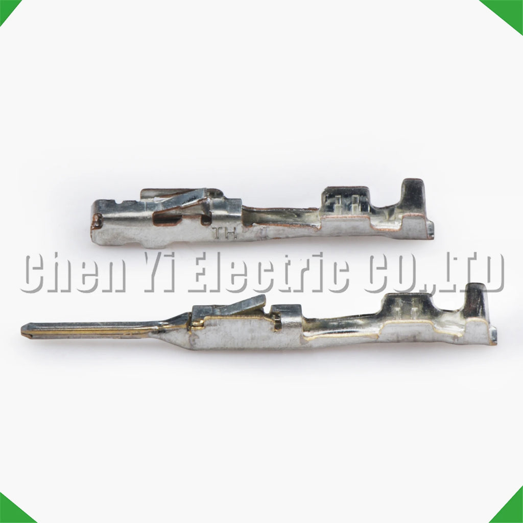 Auto Connector Female Crimp 1674742-1 1123343-1 Sheath Automotive Connectors harness