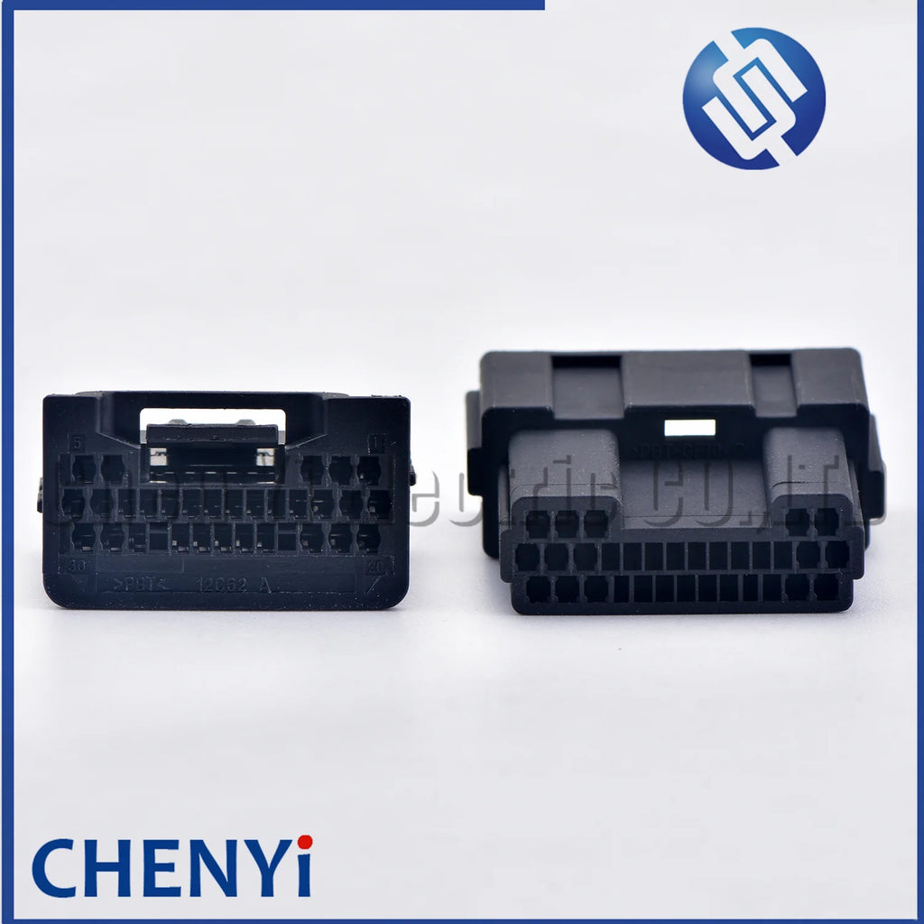30 Pin male or female Car computer module connector Gateway harness plug 90980-12C62 2822015-1 For Toyota Lexus