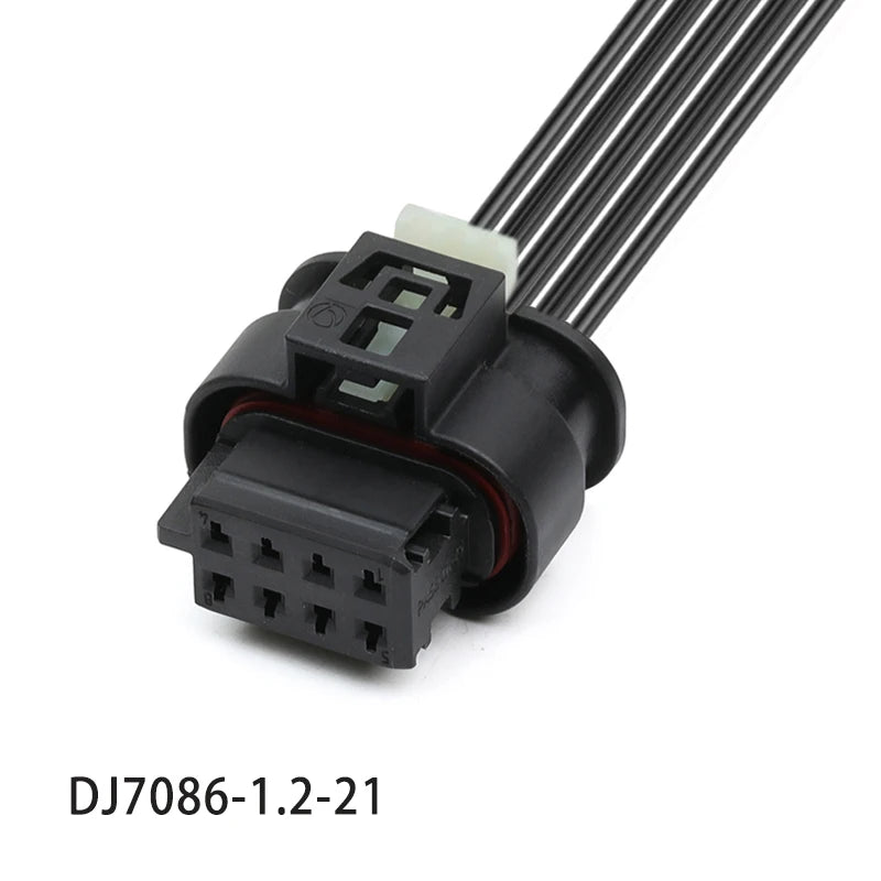 805-031-541 is suitable for BMW brake light rear taillight wiring harness plug with 8-pin hole DJ7086-1.2-21