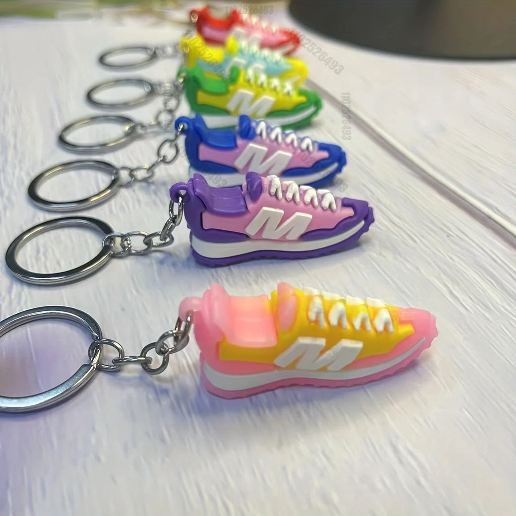 Shoe Keychains For Men 6pc/1pcs Mini Cute Cool Sneaker Keychain PVC For Favors Collectible For Sneaker Fans Bag Pendant Tools