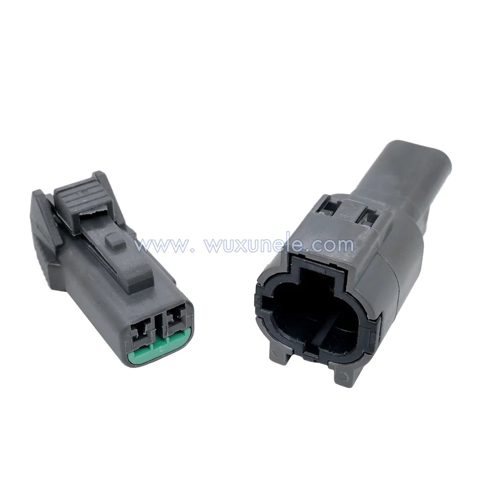 2 Pin PB015-02320 7123-8520-40 Automotive Wire Nissans Juke  Turn Signal -Front Sealed Connector