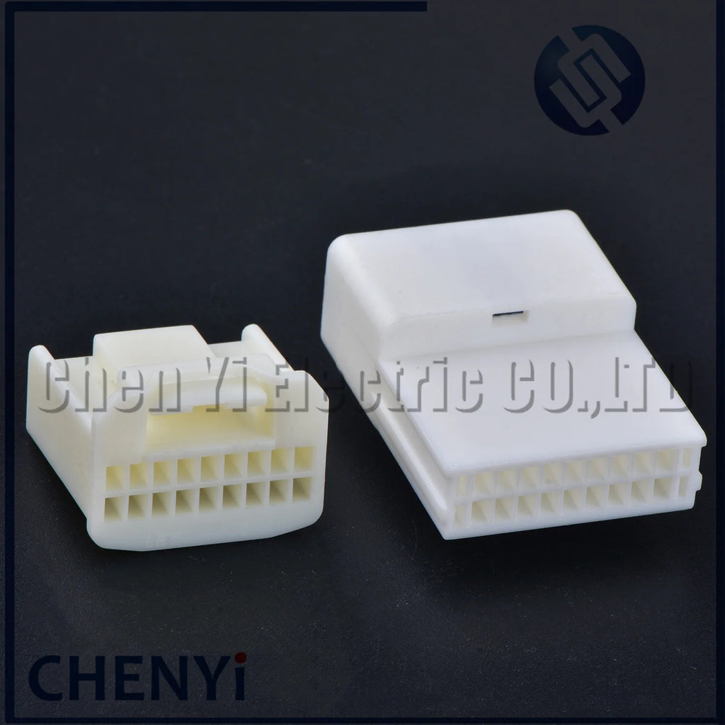 18 Pin car multimedia navigation audio CD host plug 90980-12412 90980-12411 for Toyota Nissan Honda Mazda With Pins