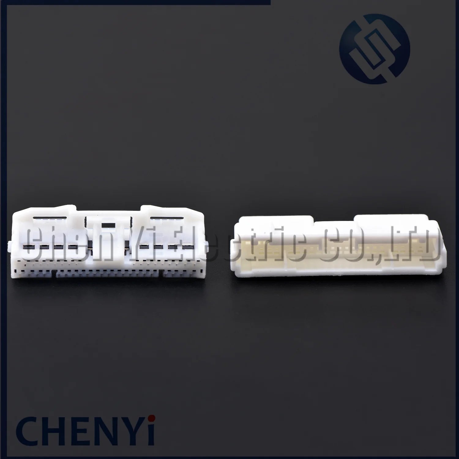 40 Pin Car multimedia central control plug connector with Pin 2069757-1 82824-30450 1827842-1 90980-12708 For Toyota Lexus