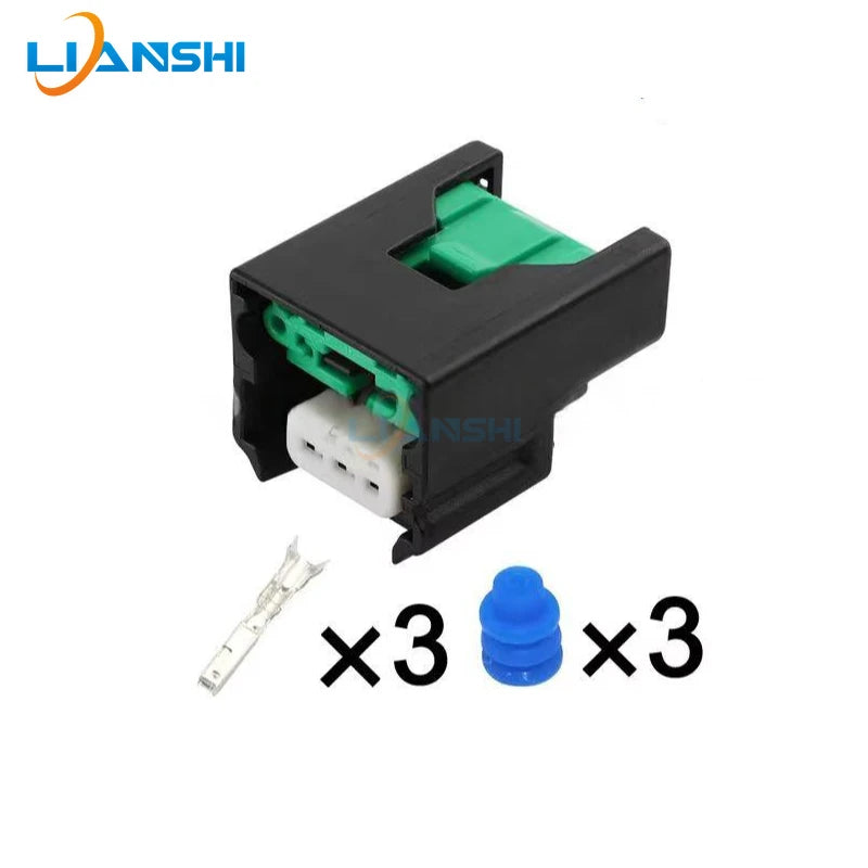 The DJ7036A-1-21 is suitable for the Nissan Teana camshaft position sensor model 03-07 with male and female plugs 7283-7392-30