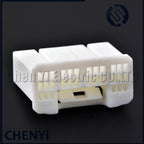 30 Pin Automobile Connector Car CD player host Camera microphone Power plug 90980-12909 with Pin For Toyota Corolla Sienna Camry