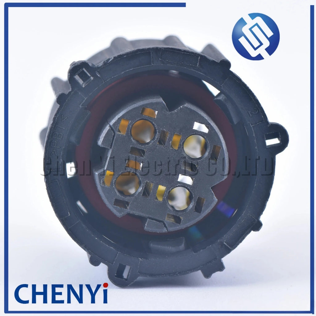 4 Pin round waterproof automotive electrical plug 17984.000.002 sealed auto cable connector 17984000002 With Pins
