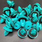 Green Nylon Retaining Clip for Toyota Bumper Door Buckle Car Interior Accessories Auto Vehicle Retainer Fastener Rivet 40/20pcs