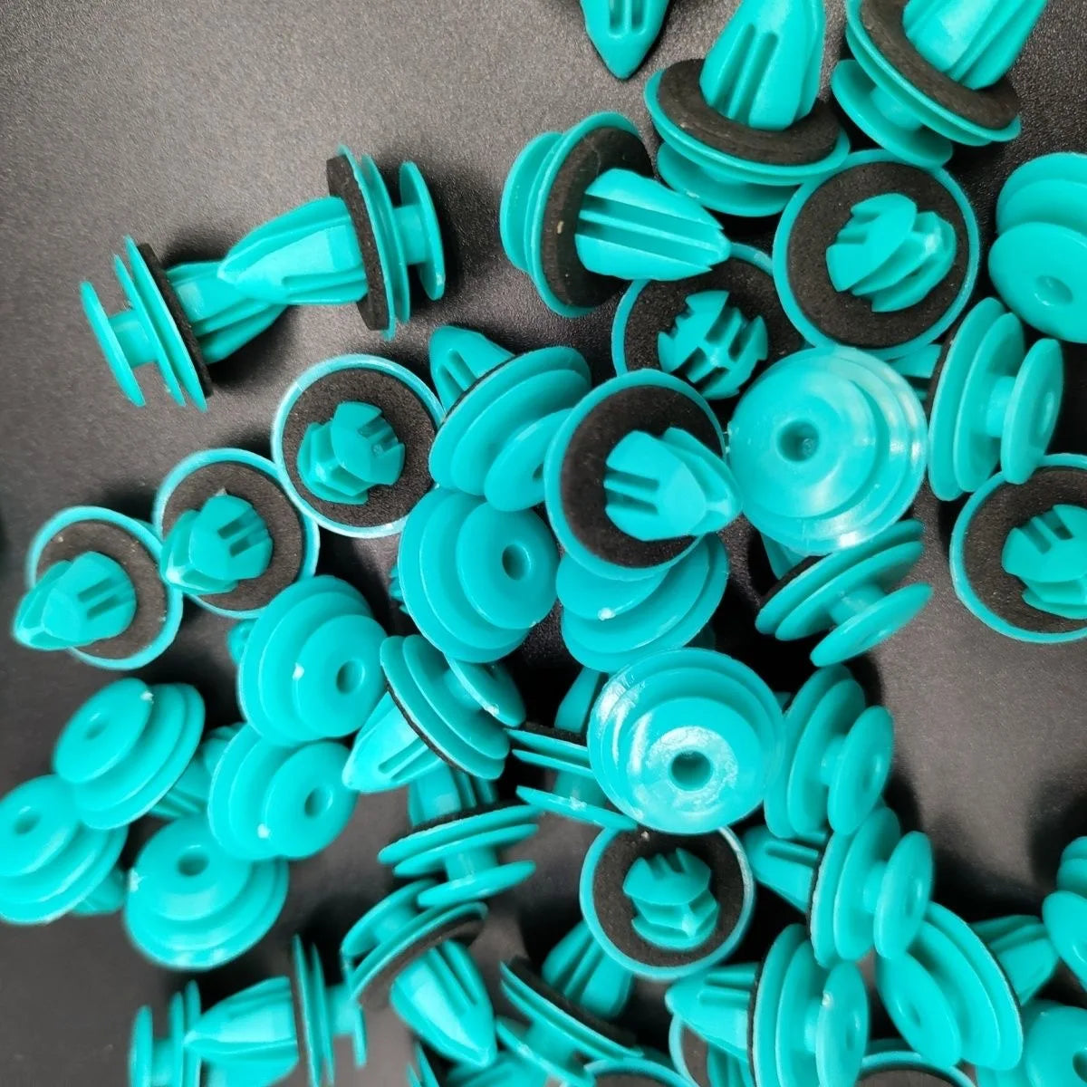 100/20PCS Auto Door Panel Clip with Seal Ring Auto Fastener Rivet Bumper Clip Retainer Car Interior Retaining Accessories