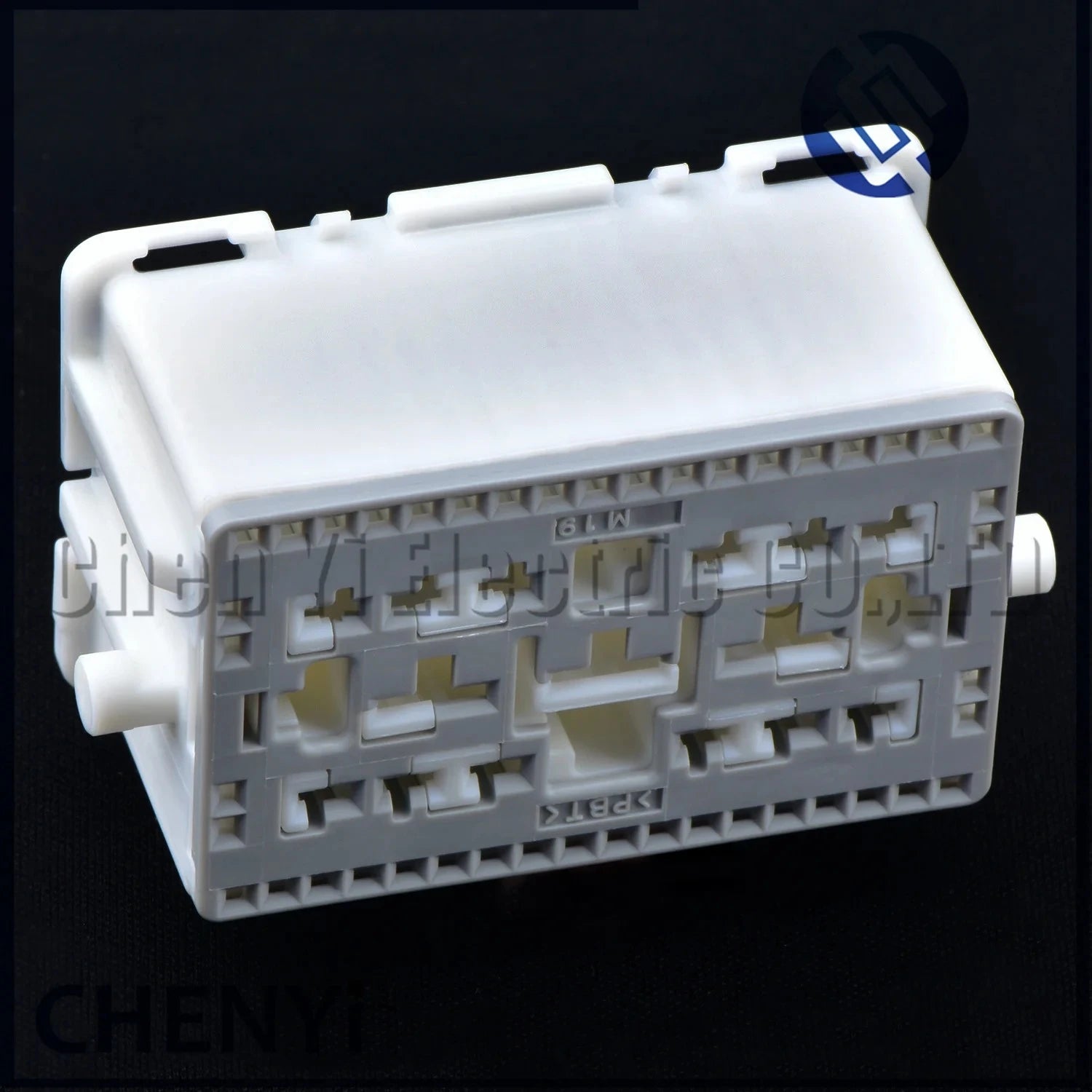 59 Pin white Automotive connector Engine Fuse Box Plug Engine central control Electric seat plug 6098-6134 For Ford