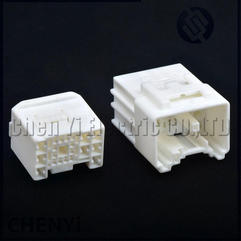 20 Pin 8B+12S Automotive connector Power plug between car doors CY0020-0.6-2.2F 82824-52530 82824-52520 For Toyota REVO
