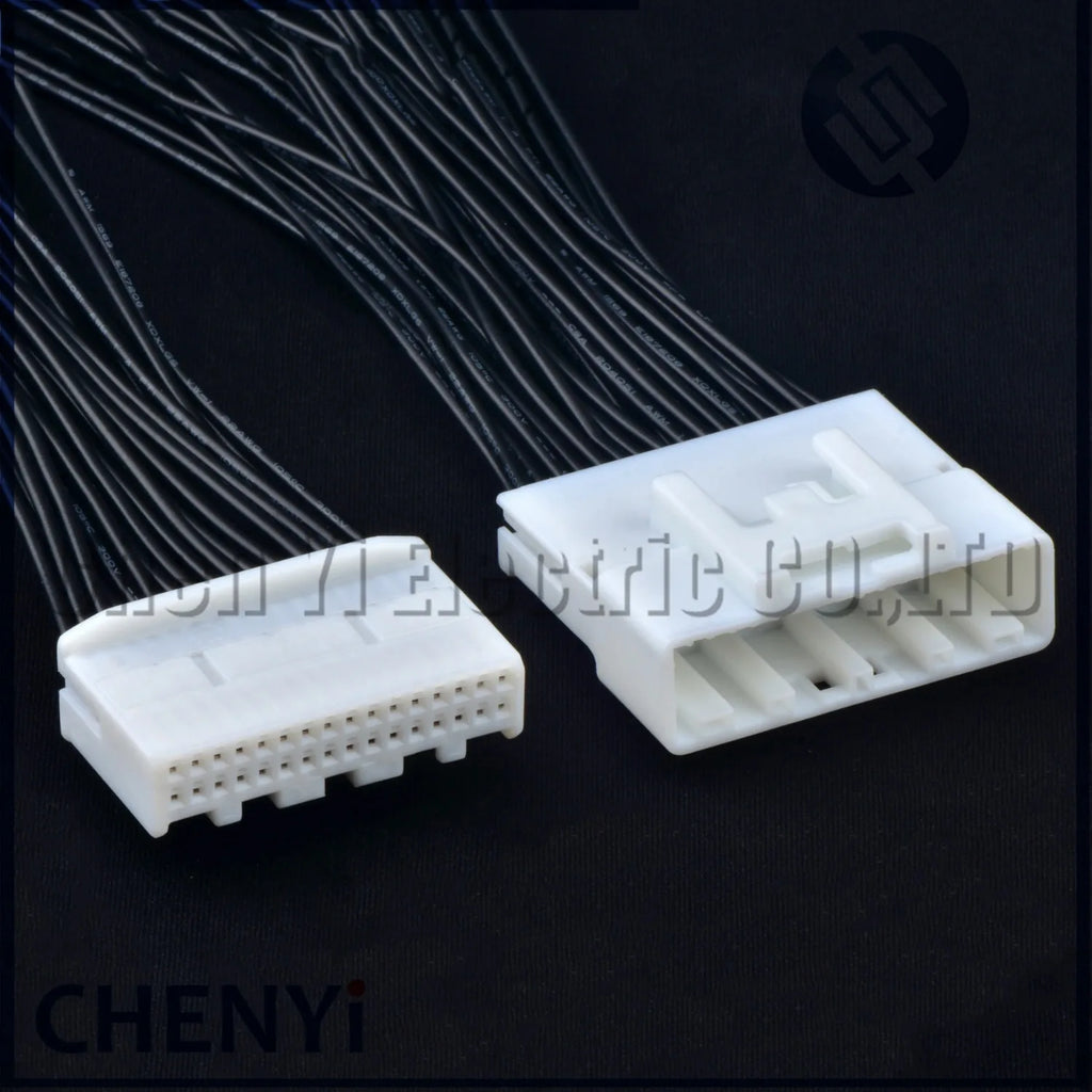 32 Pin Auto multimedia navigation screen CD host Wire harness Plug Connector 1318747-1 1473799-1 1612268-1 For Toyota Nissan