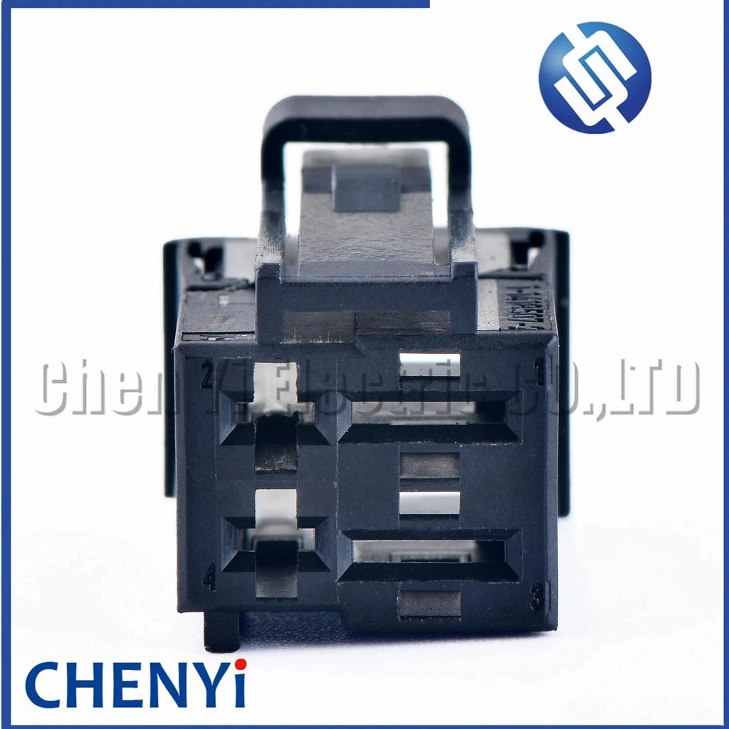 4 Pin 2B+2S Composite female automotive connector Seat Heater blower Wire harness Plug 4H0972704 1-1418507-2