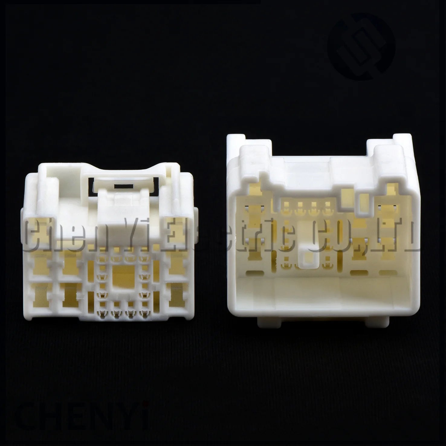 20 Pin 8B+12S Automotive connector Power plug between car doors CY0020-0.6-2.2F 82824-52530 82824-52520 For Toyota REVO