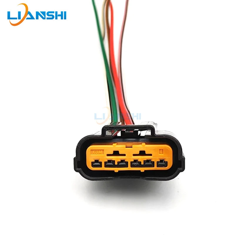 Suitable for Hyundai Sonata Tucson Kia K3 K5 Smart Car reversing radar harness plug 6P connector