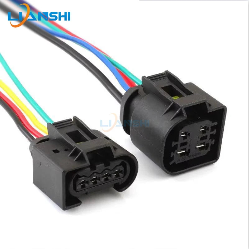 Applicable to BMW 3 Series, 5 Series, 7 Series, X5, X6, X1, Z4, N5, N54, N55 electronic water pump plugs, wire harness connector