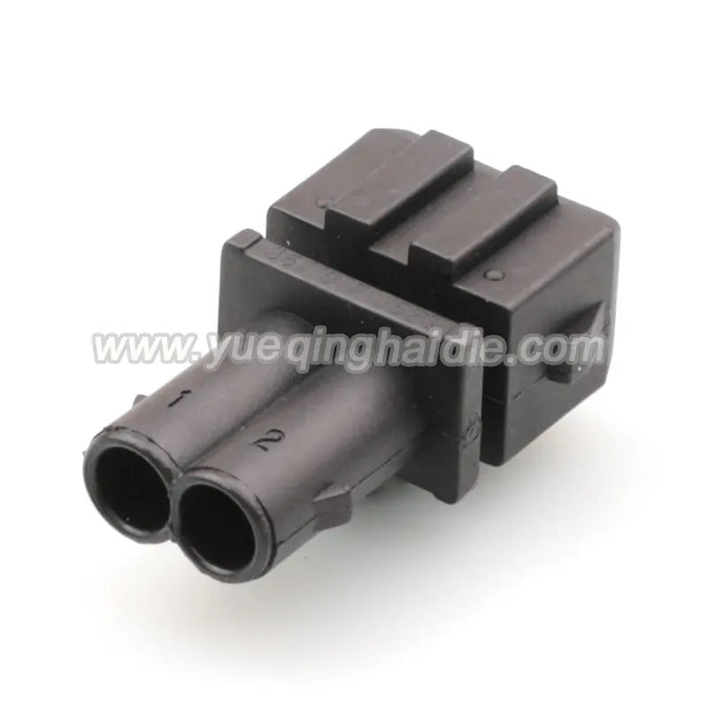 2P Auto Fog Lamp Electric Cable Sealed Socket 357972762 357972752 Car Waterproof Wire Connector 12185025