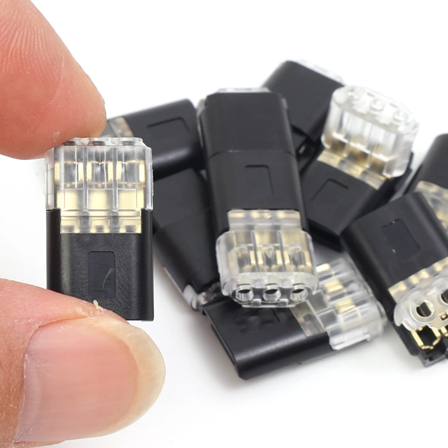 3-Pin Plug Electrical Connector 3-Wire Interchangeable Quick Wire Connector Automotive Wire Cable Ribbon Terminal Connector