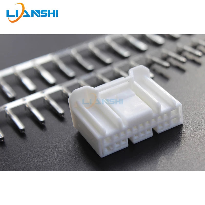 Suitable for Tesla series 20P male and female rubber shell with copper terminal automotive parts connector plug-in