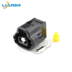 90980-11162 is suitable for rav4 solenoid valve plugs in automobiles. 7283-7526-30 connector plugs