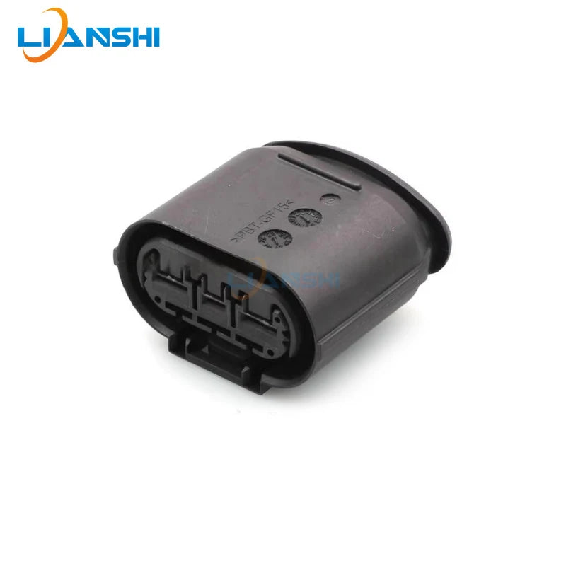 DJ7031-2.8-4.8-21 is suitable for 3P BMW 1 Series and 3 Series rear brake caliper handbrake motor wiring harness plugs