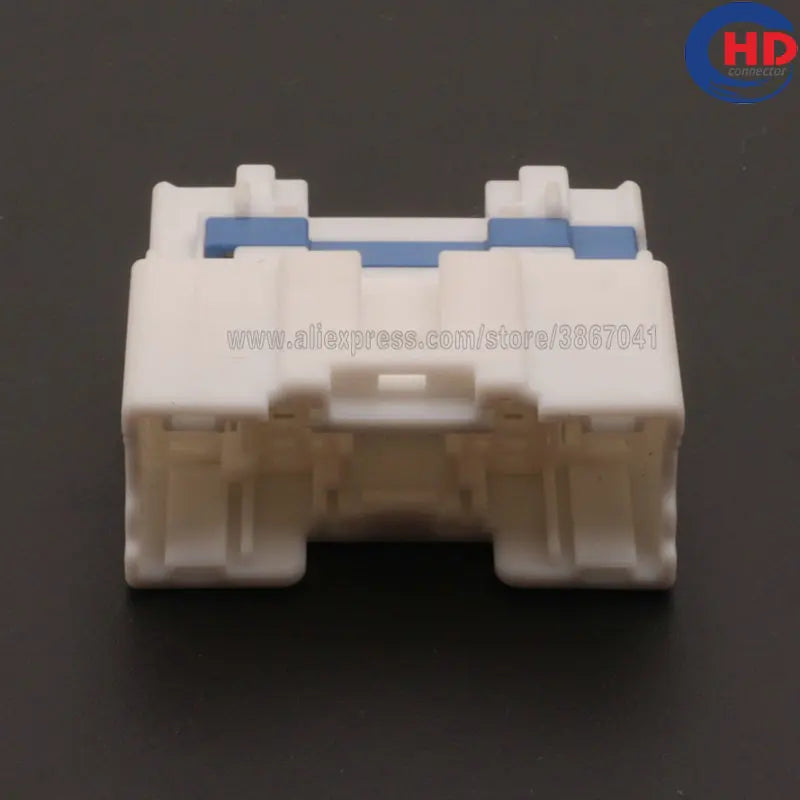 28pin auto waterproof electric plastic wire harness connector 6098-9827