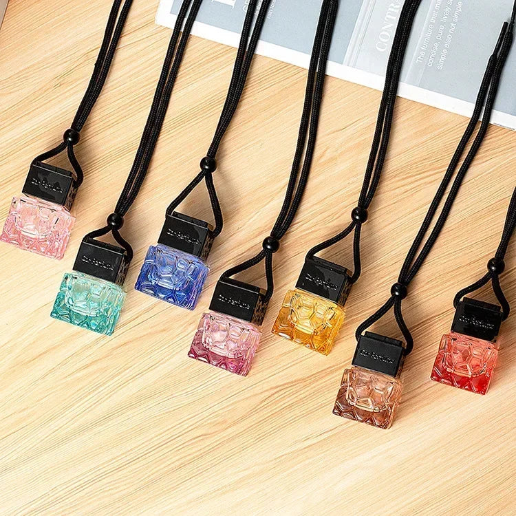 Car Air Freshener Empty Bottle Essential Oil Perfume Bottle with Black Caps Car Air Freshener Hanging Glass Bottles Amagi