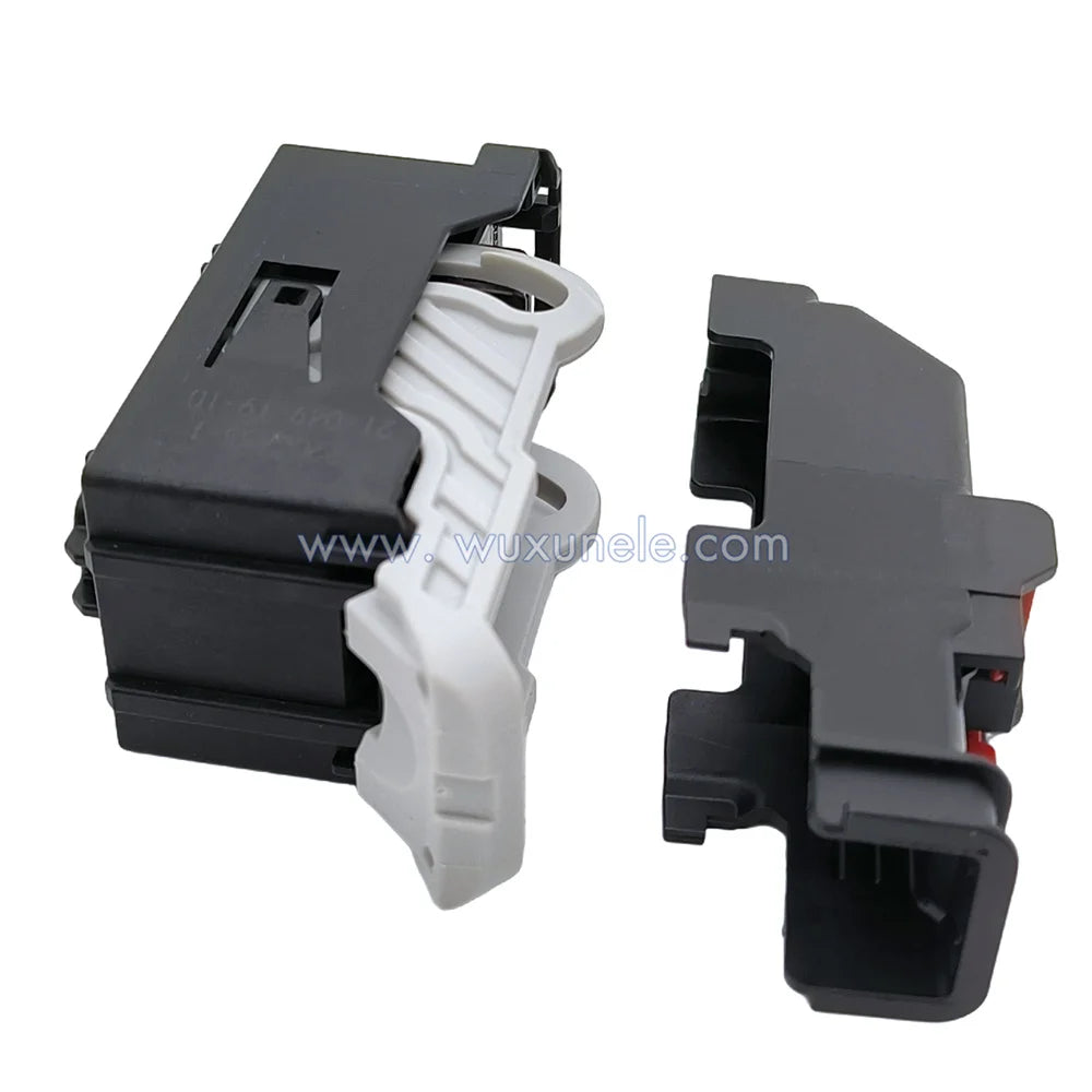 28 Pin 2203455-1 TE Genuine Product 2203459-1 Automtive Sealed ECU Female Wire Connector