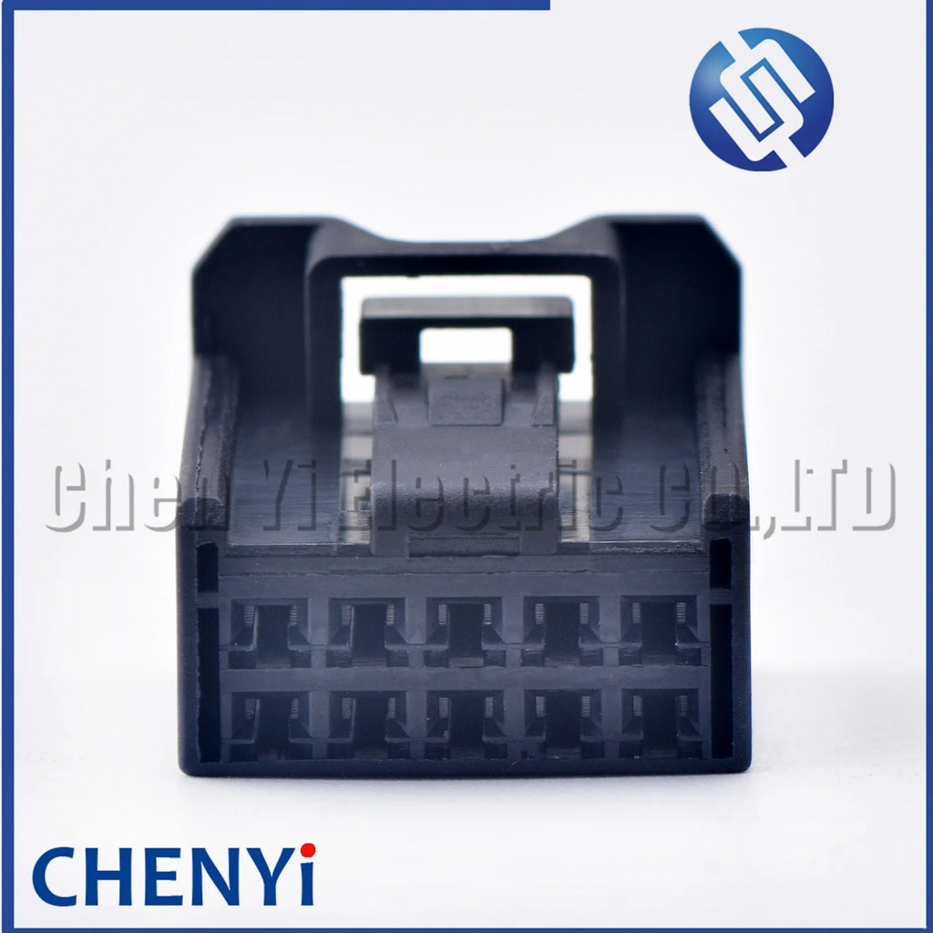 10 Pin Automobile Connector Car CD player host horn microphone plug 90980-12C39 7289-7613-30 For Toyota Corolla Sienna Camry