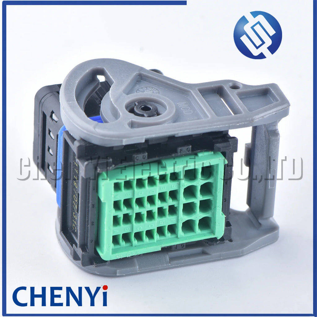 black 32 Pin/way connector 5009934111 For Nissan Ford Focus Mondeo Peugeot Citroen Engine computer board ECU PCB plug