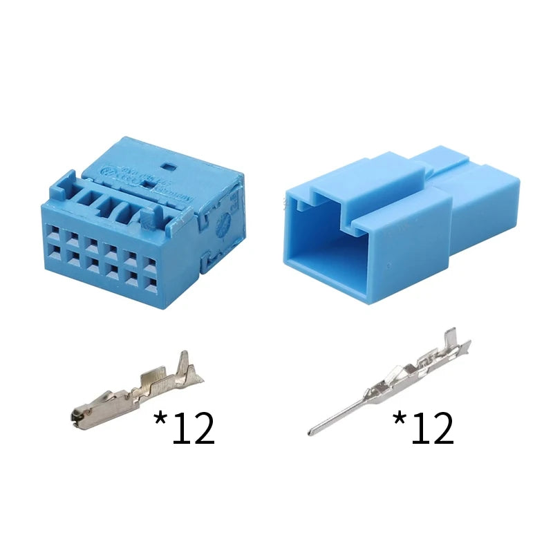 Suitable for Volkswagen 12-core Bluetooth reflection plug MIB audio reversing video plug 1564491-1 8X0035447