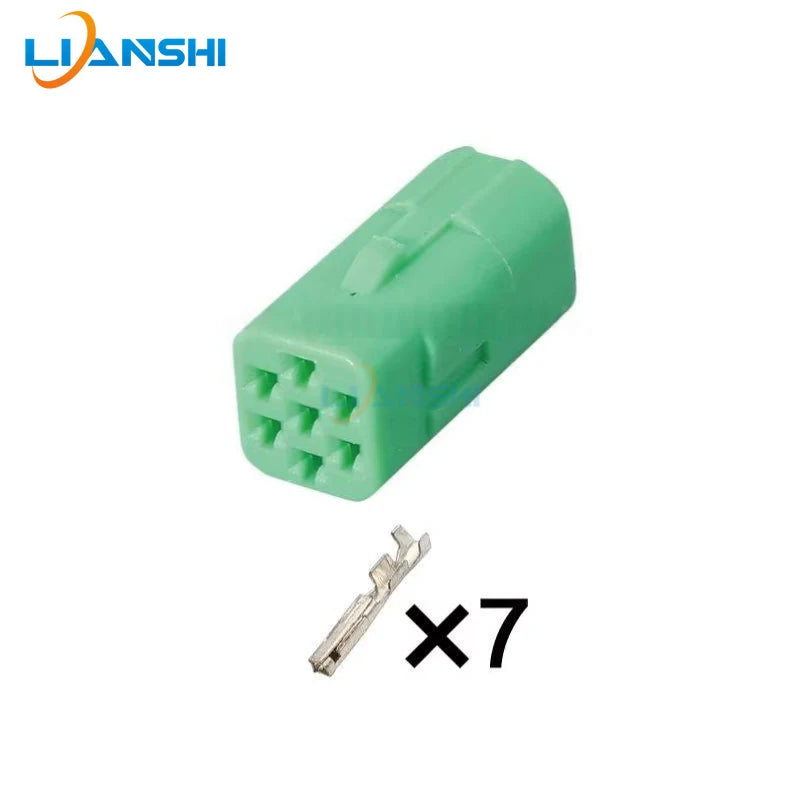 917319-4/917318-4 is suitable for the wiring harness plug of the new Ford Focus cruise control car