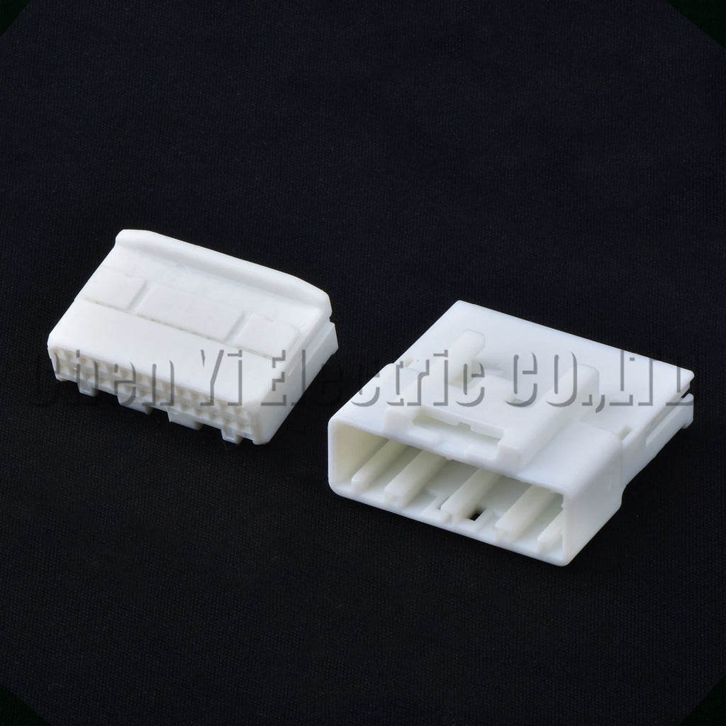 28-Pin Wire Harness Automotive multimedia navigation screen harness Connector
