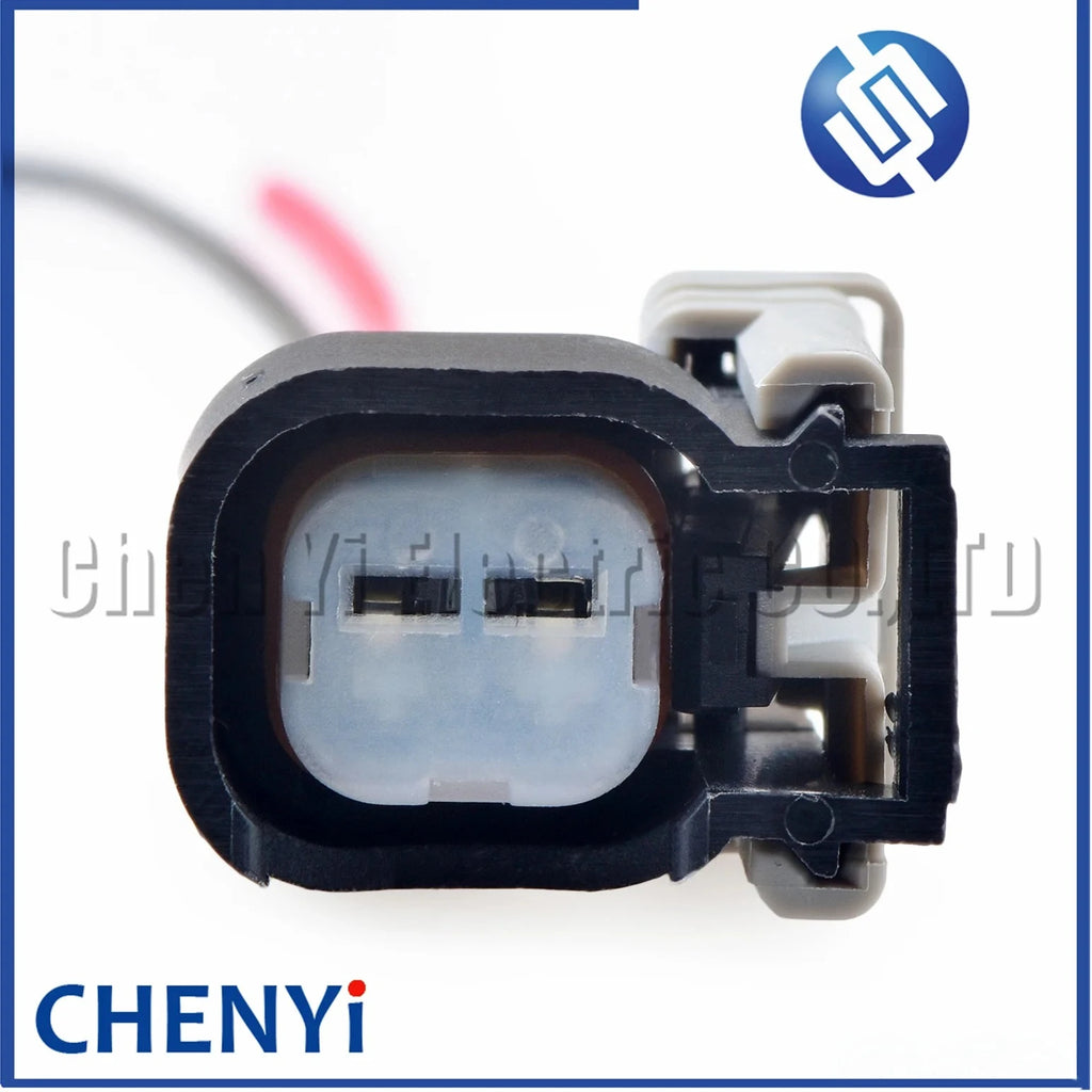 2 Pin waterproof connector Fuel injector plug 15305086 Engine System EFI For Buick Regal Lacrosse Excelle GL8 Chevrolet Malibu