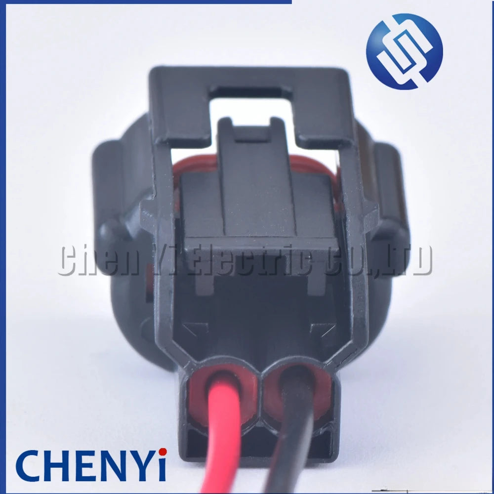 2 Pin Auto Waterproof Connector Nozzle Plug Connector speaker plug whistle speaker connector PU465-02127 06A973722 For Hyundai