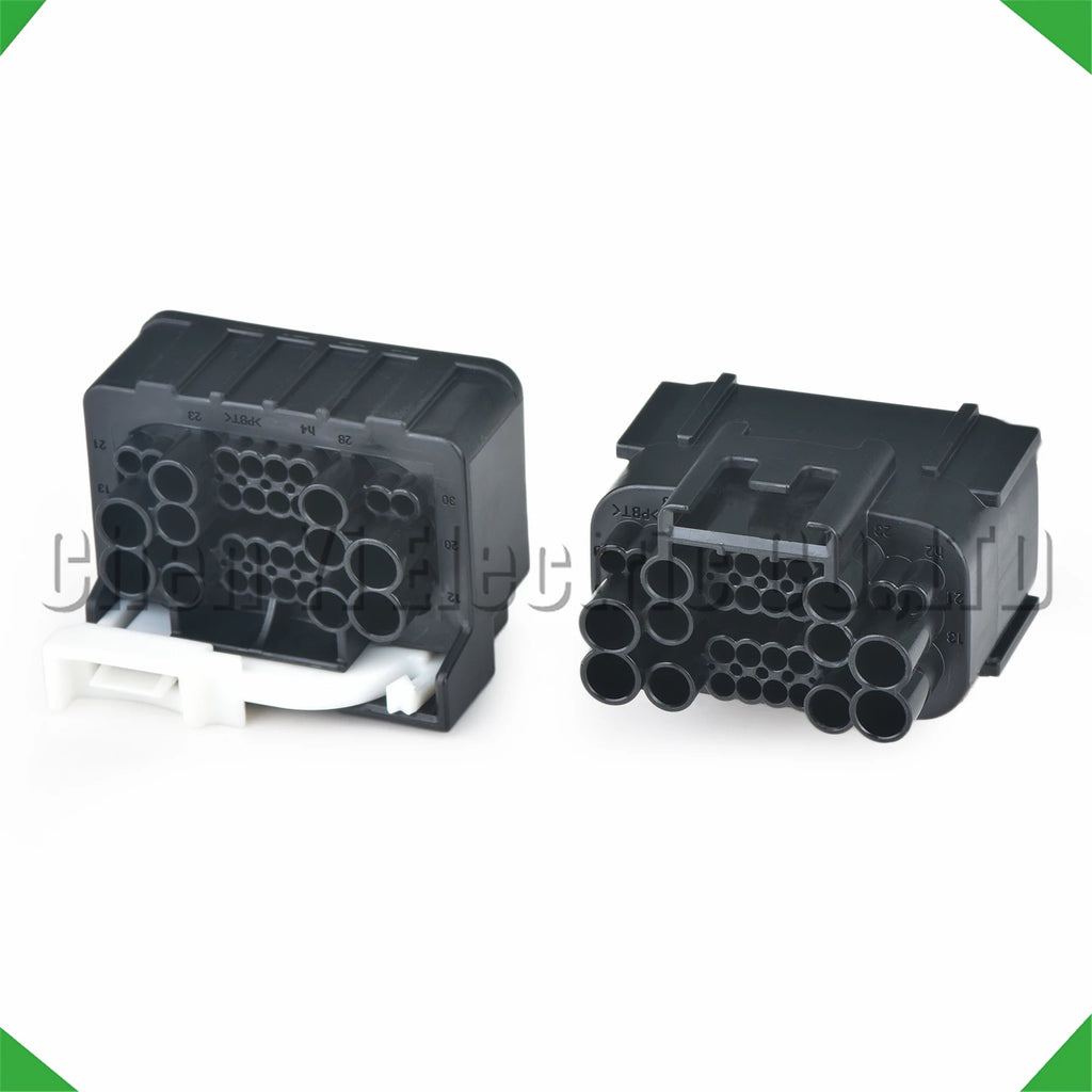 30-Pin Auto Connector Connector Automotive Connectors Engine gearbox Computer board Ford