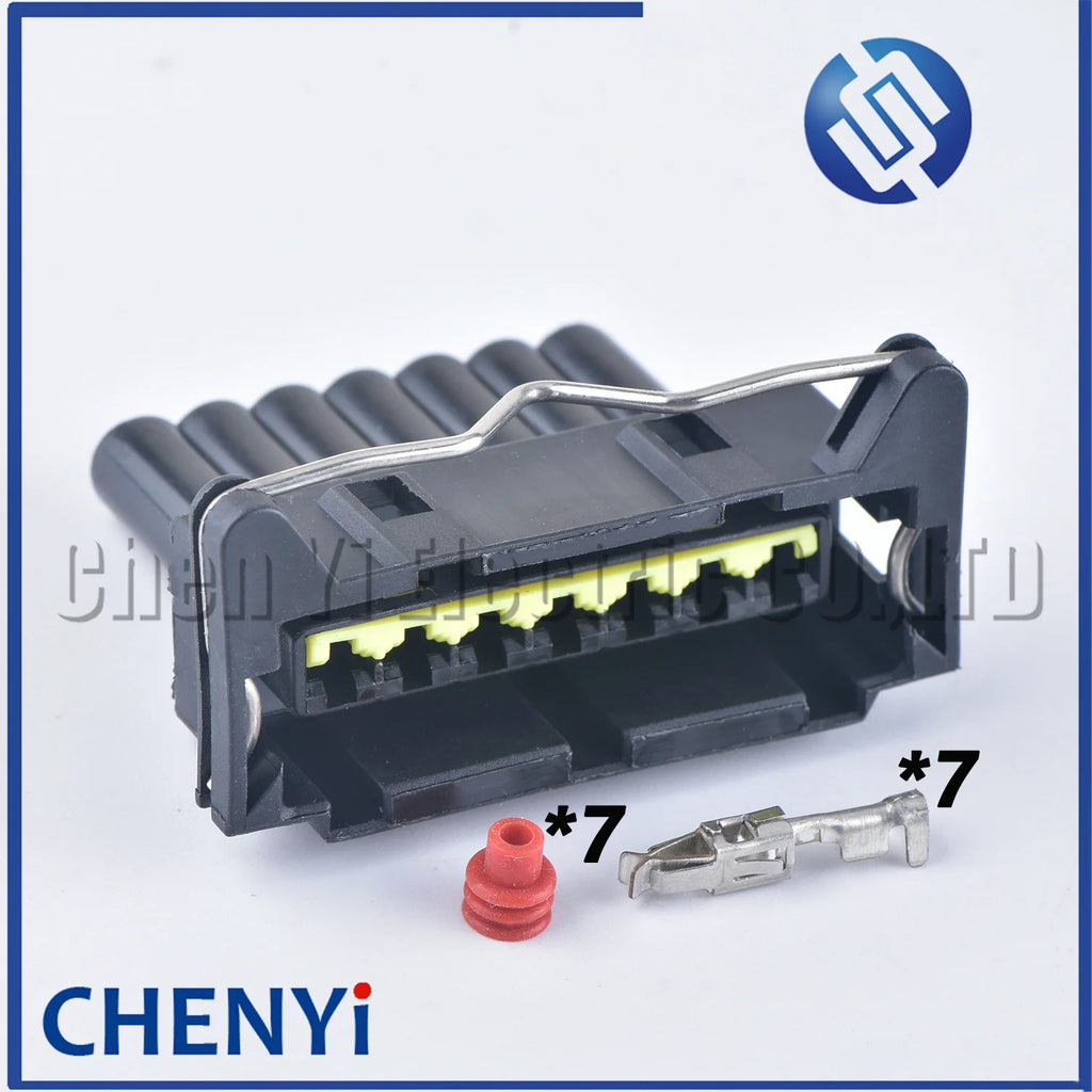 7 Pin male or female 3.5mm series Engine Plug Automotive Waterproof Wire Sockets Connector 1111700735GC001 325971921