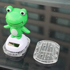 Cute Frog Car Interior Solar Decoration Bobble Head Frog Solar Powered Shaking Head Ornament Animated Car Dashboard Decoration