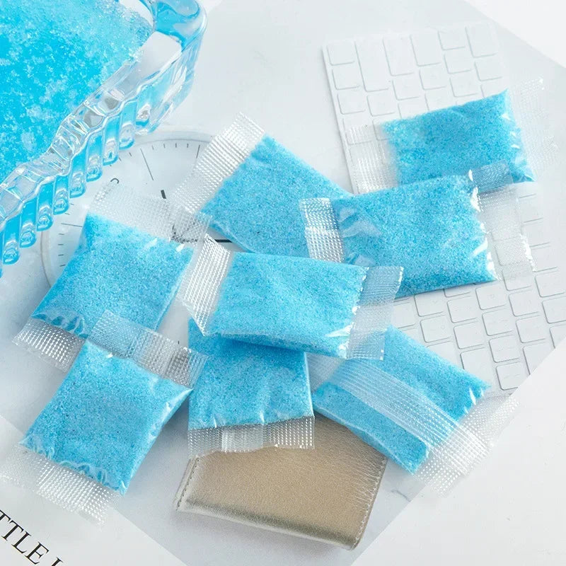 30pcs Car Plastic Ashtray Crystal Sand Water Soluble Smoke Sand with 6 Flavors for Instant Odor Removal and Easy Cleanup amagi